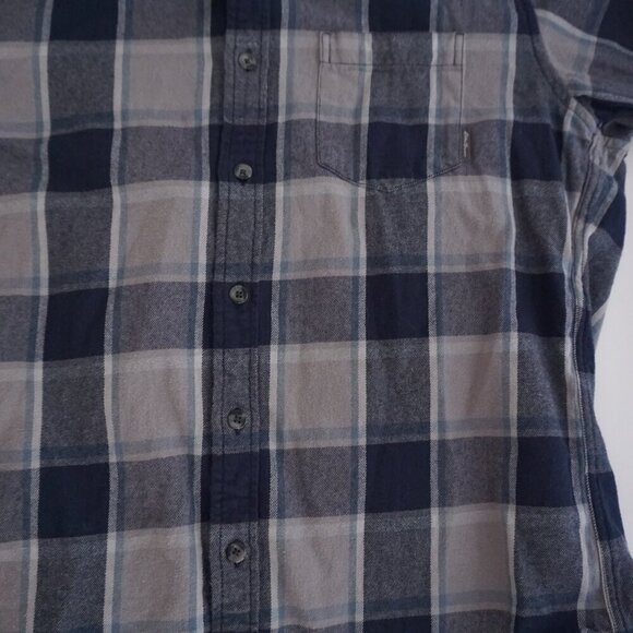 Vintage Eddie Bauer Navy Gray Plaid Cotton Outdoor Button Down Shirt Large - Picture 6 of 10